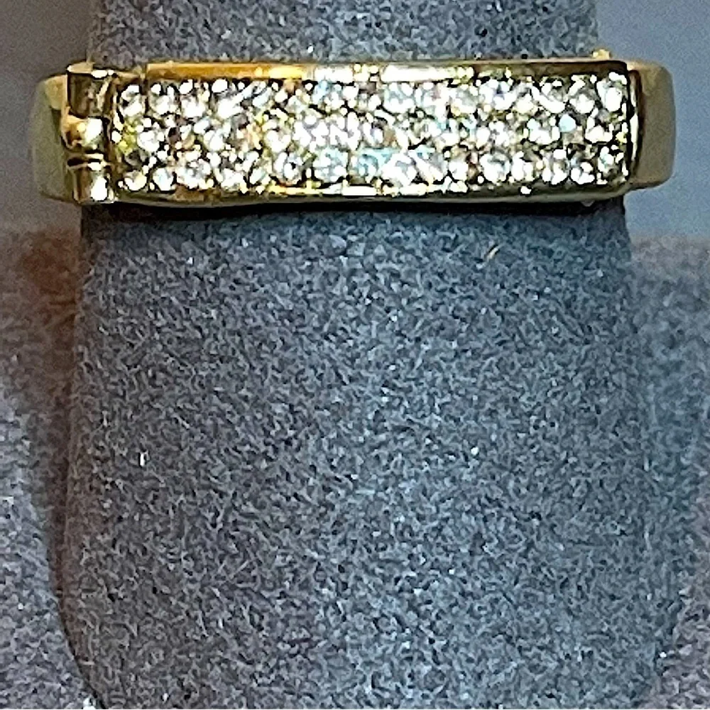 Gold Tone & Baby Rhinestone Hidden Message “I‎ Love You” Clasp Band Ring 10 1/4